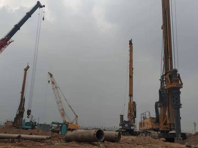 鋼鐵脊梁，徐工力量 十一臺XR360旋挖鉆機集群作戰，鑄就河北特大鋼廠建設新豐碑